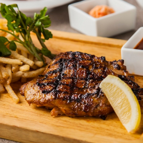 【2/9(月)~期間限定】感謝を込めて!13周年記念!人気メニューを1,300円(税込)で!